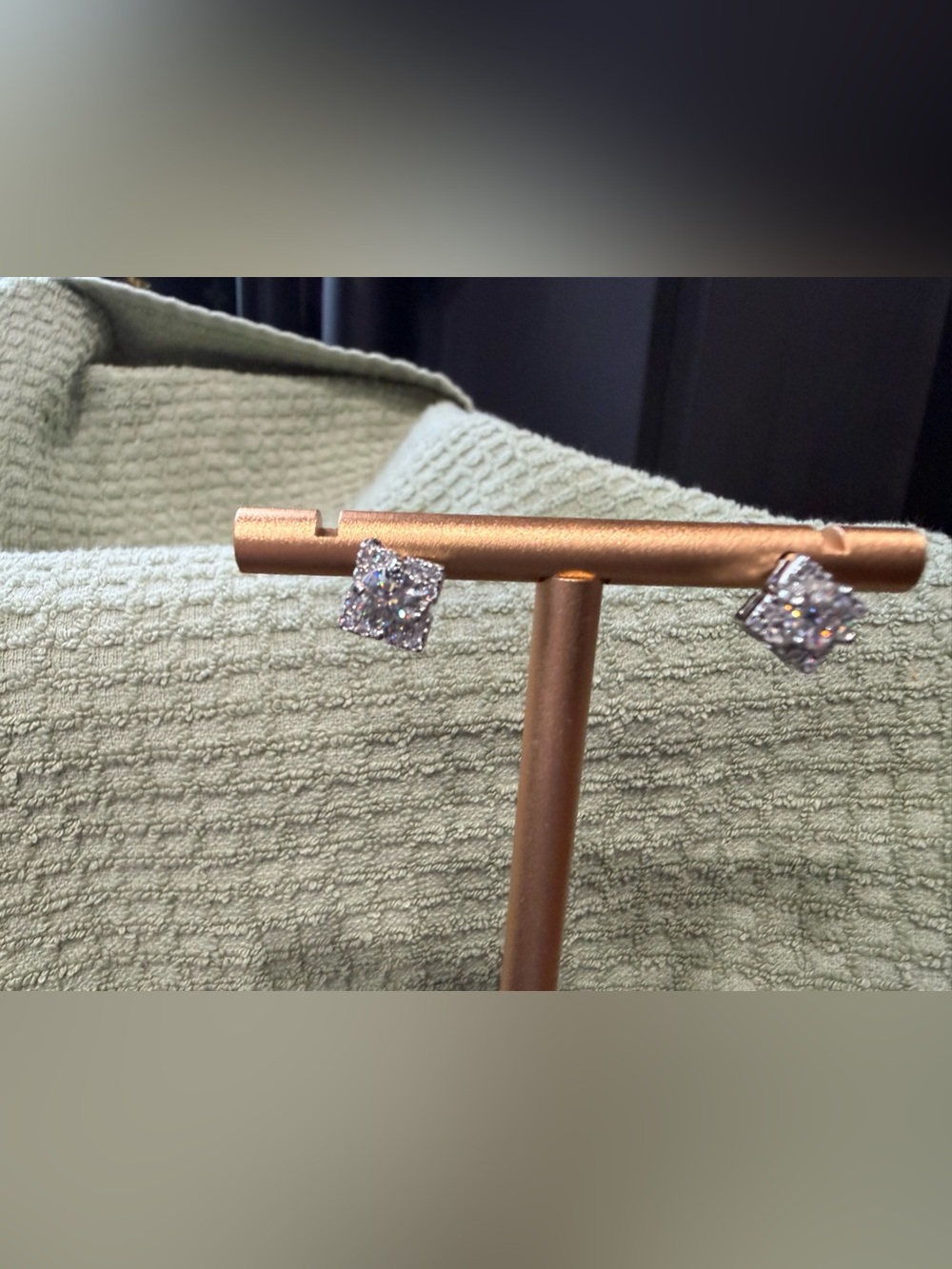 Sparkling Square Halo Stud Earrings - Moissanite